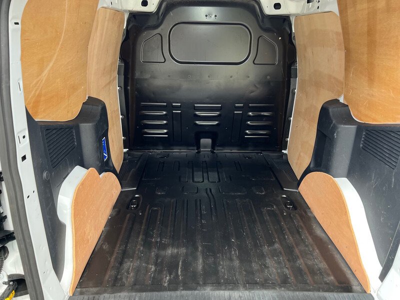 Ford Transit Courier EcoBoost Leader - U30