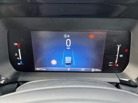 Ford Transit Courier EcoBoost Leader - U31