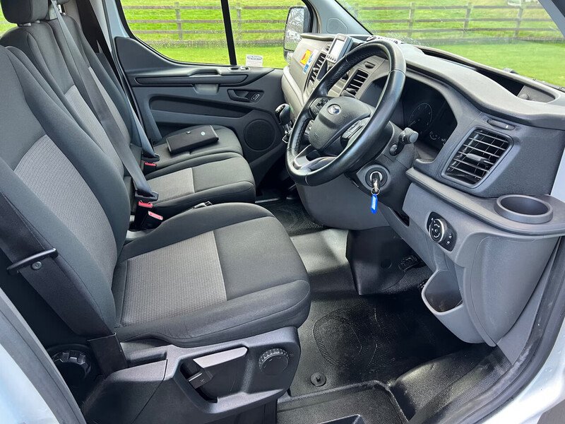 Ford Transit Custom 320 EcoBlue - U32