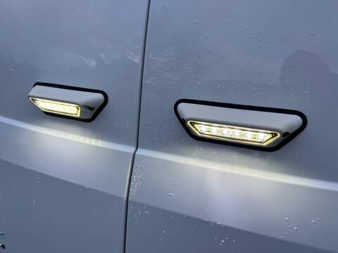 Ford Transit Custom 320 EcoBlue - U32