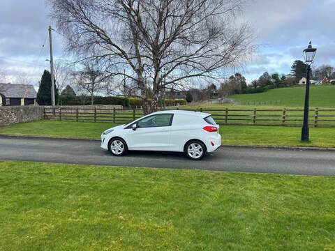Ford Fiesta Van T EcoBoost MHEV Trend - U36