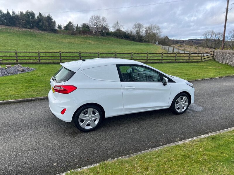 Ford Fiesta Van T EcoBoost MHEV Trend - U36
