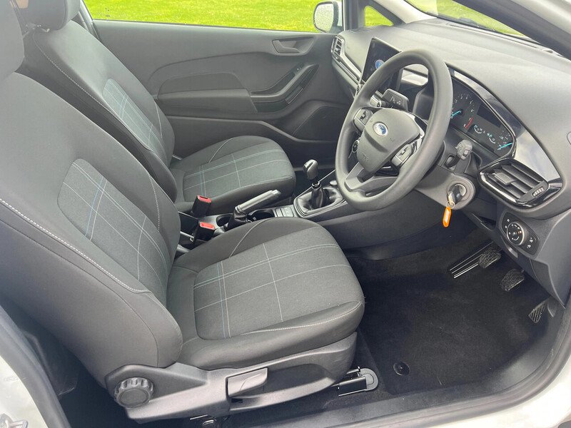 Ford Fiesta Van T EcoBoost MHEV Trend - U36