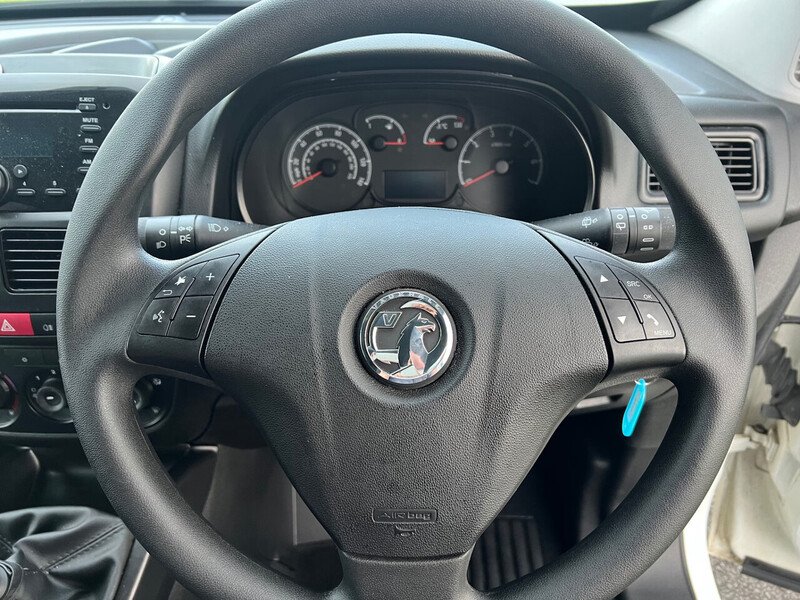 Vauxhall Combo 2300 L2h1 Cdti - U38