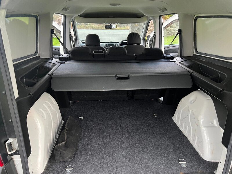 Vauxhall Combo 2300 L2h1 Cdti - U38