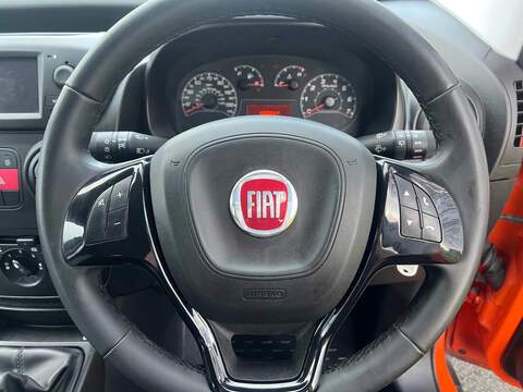 Fiat Fiorino MultiJetII Adventure - U39