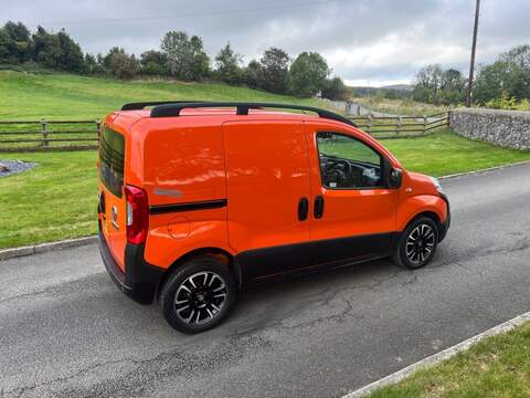 Fiat Fiorino MultiJetII Adventure - U40
