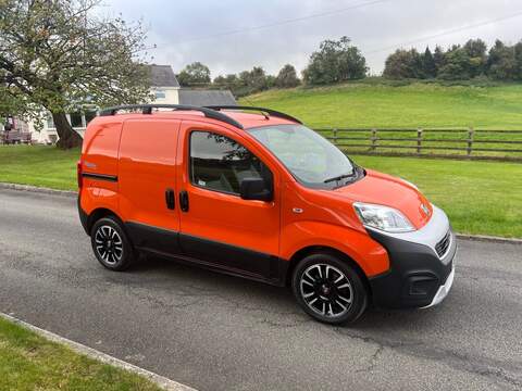 Fiat Fiorino MultiJetII Adventure - U40