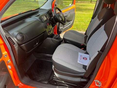 Fiat Fiorino MultiJetII Adventure - U40