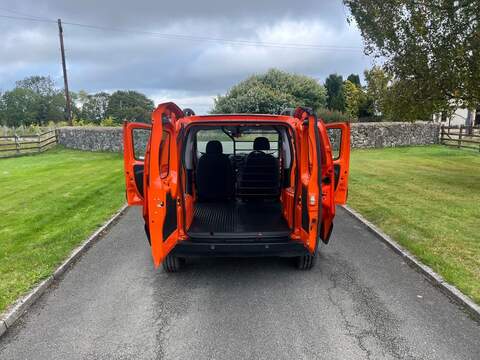 Fiat Fiorino MultiJetII Adventure - U40