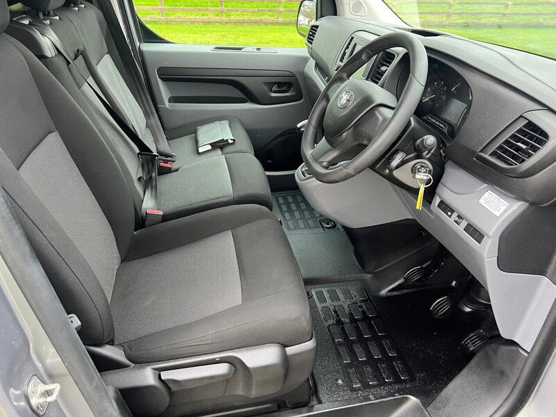 Toyota ProAce D Icon - U43
