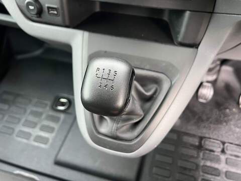 Toyota ProAce D Icon - U43