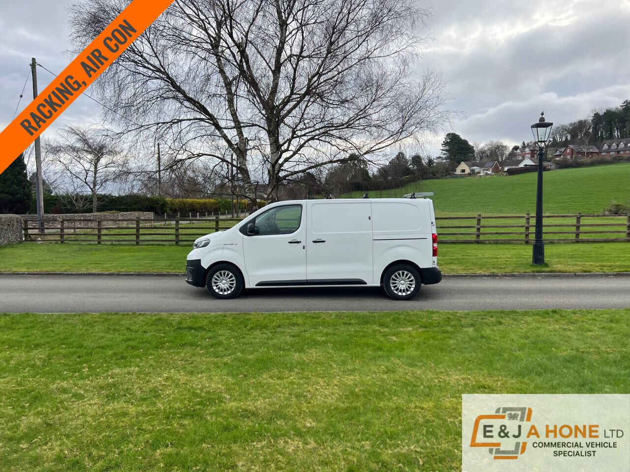 2022 TOYOTA PROACE