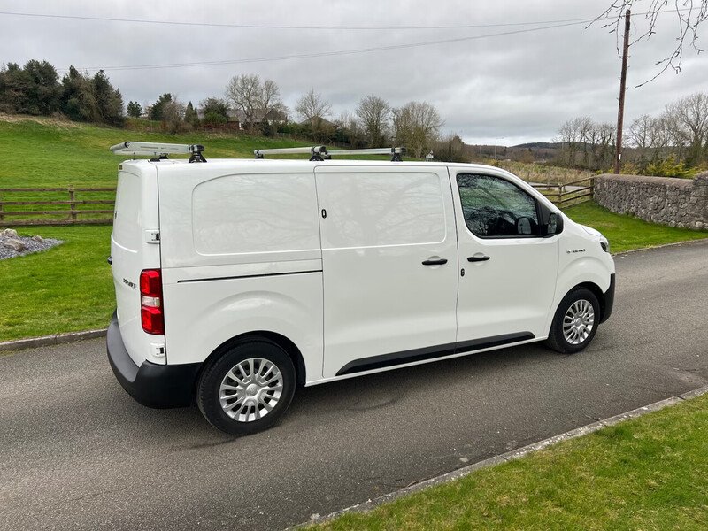 Toyota ProAce Icon - U44