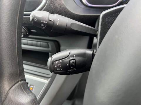 Toyota ProAce Icon - U44