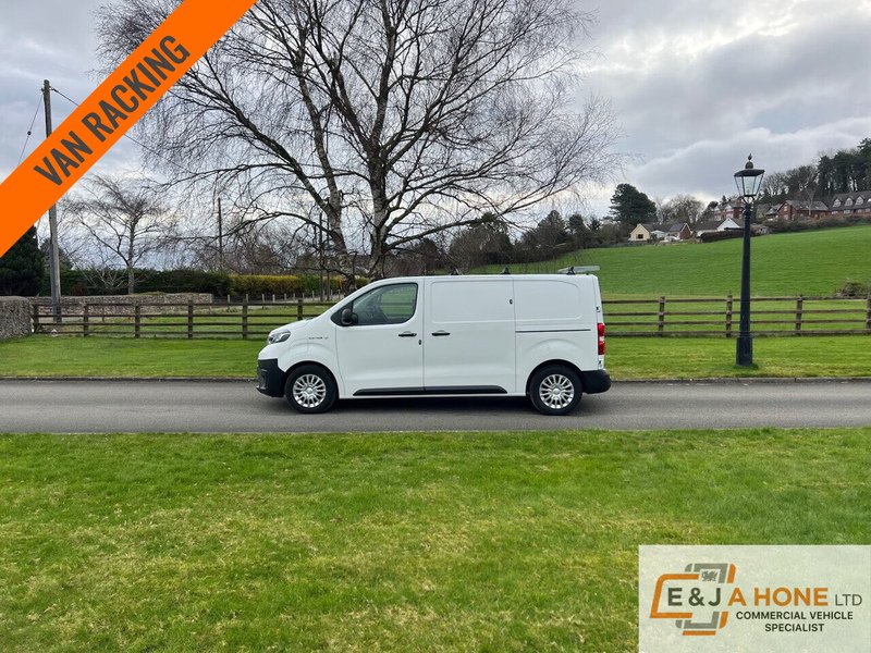 Toyota ProAce Icon - U44