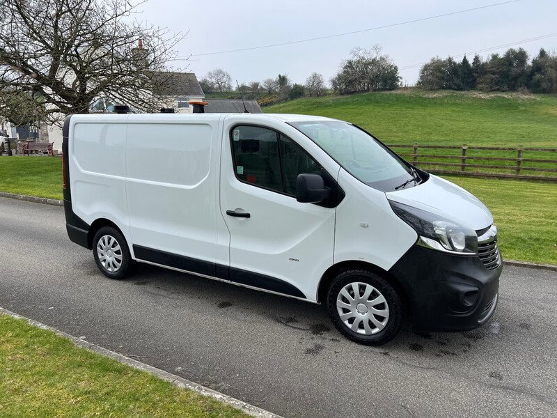 Vauxhall Vivaro CDTi 2900 - U45