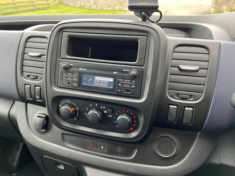 Vauxhall Vivaro CDTi 2900 - U45
