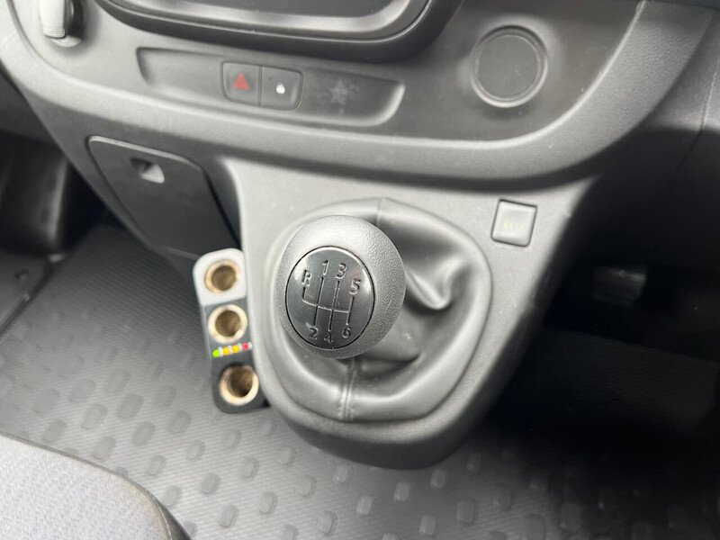Vauxhall Vivaro CDTi 2900 - U45