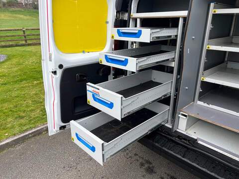 Vauxhall Vivaro CDTi 2900 - U45