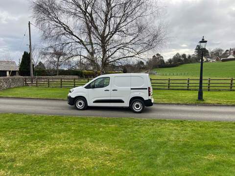 Citroen Berlingo BlueHDi 1000 Enterprise M - U46