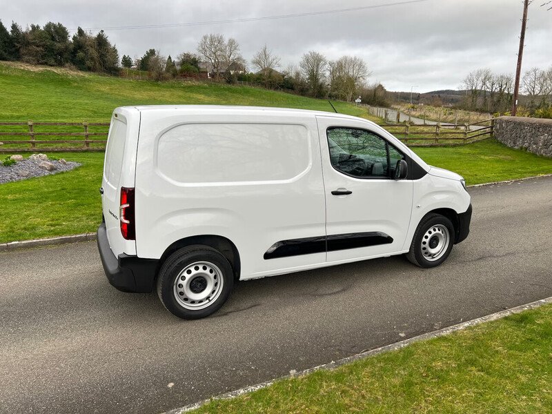 Citroen Berlingo BlueHDi 1000 Enterprise M - U46