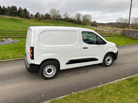 Citroen Berlingo BlueHDi 1000 Enterprise M - U46
