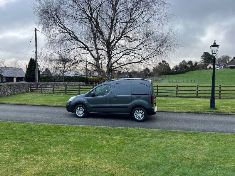Peugeot Partner VTi 676 SE - U47
