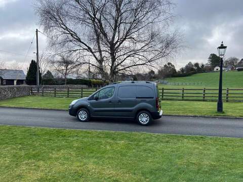 Peugeot Partner VTi 676 SE - U47