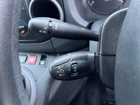 Peugeot Partner VTi 676 SE - U47