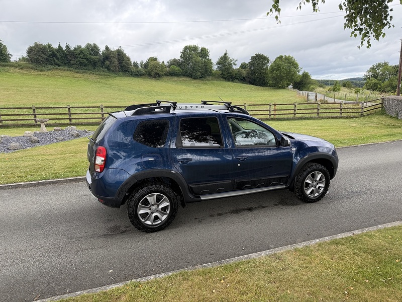 Dacia Duster dCi Laureate 4X4 - U48