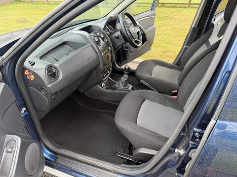 Dacia Duster dCi Laureate 4X4 - U48