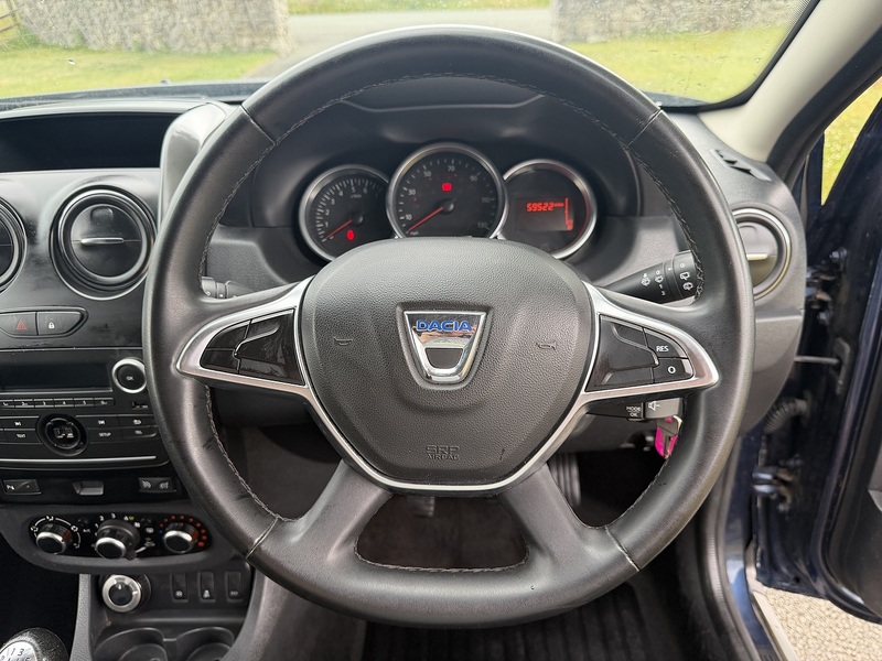 Dacia Duster dCi Laureate 4X4 - U48
