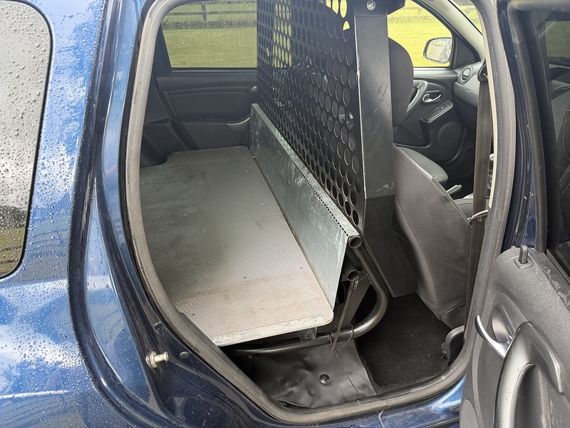 Dacia Duster dCi Laureate 4X4 - U48