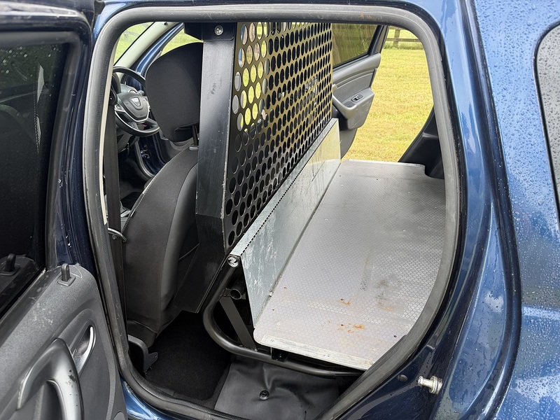 Dacia Duster dCi Laureate 4X4 - U48