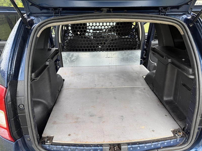 Dacia Duster dCi Laureate 4X4 - U48