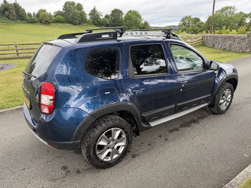 Dacia Duster dCi Laureate 4X4 - U48