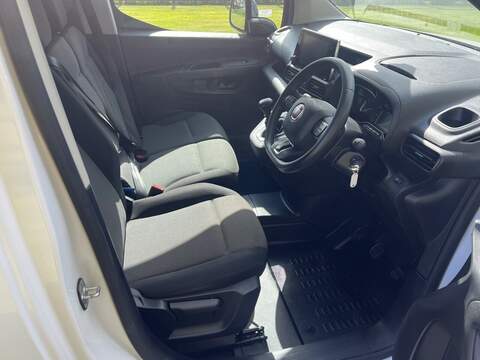 Fiat Doblo BlueHDi 650Kg - U5