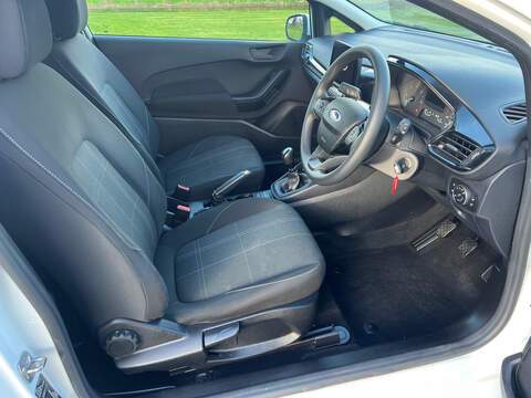 Ford Fiesta Van TDCi - U51