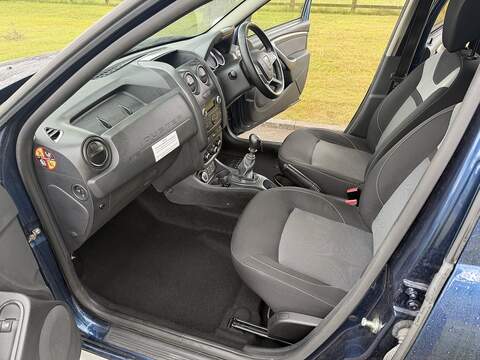 Dacia Duster dCi Laureate 4X4 - U55