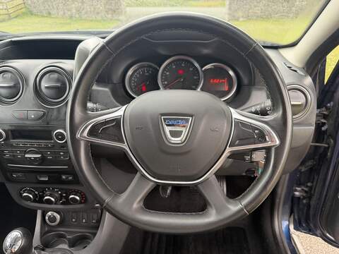 Dacia Duster dCi Laureate 4X4 - U55