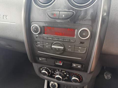 Dacia Duster dCi Laureate 4X4 - U55