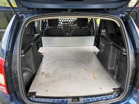 Dacia Duster dCi Laureate 4X4 - U55