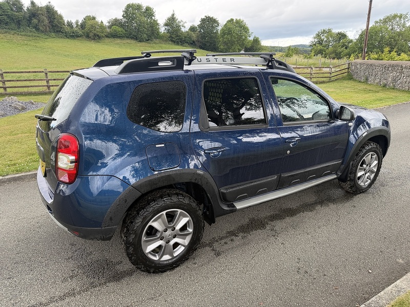 Dacia Duster dCi Laureate 4X4 - U55