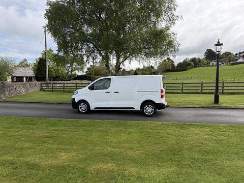 Vauxhall Vivaro Turbo D 3100 Dynamic - U56