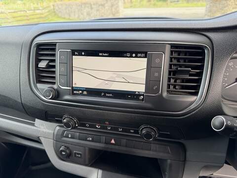 Vauxhall Vivaro Turbo D 3100 Dynamic - U56