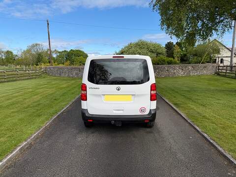 Vauxhall Vivaro Turbo D 3100 Dynamic - U56
