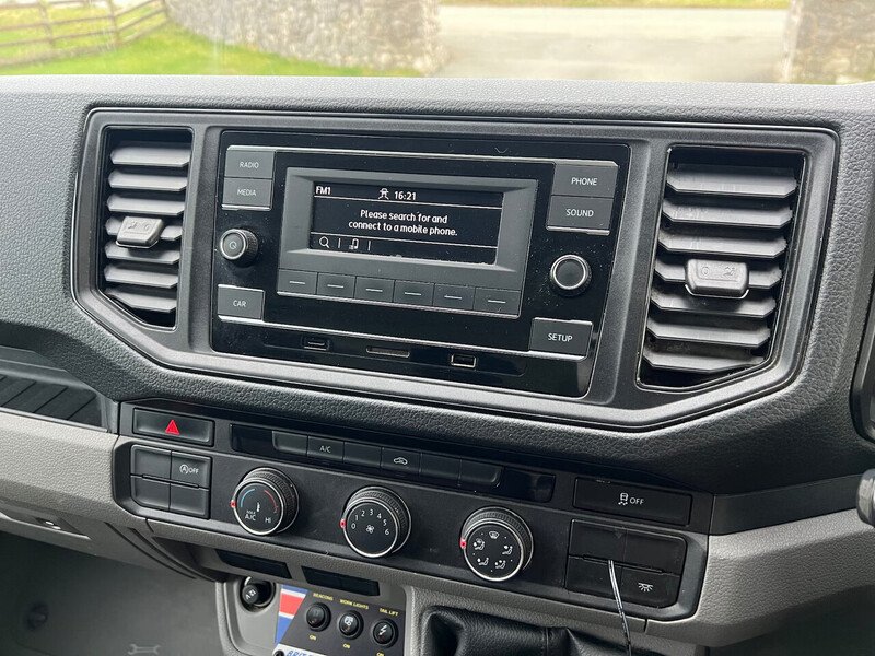 Volkswagen Crafter TDI CR35 Startline dropside - U58