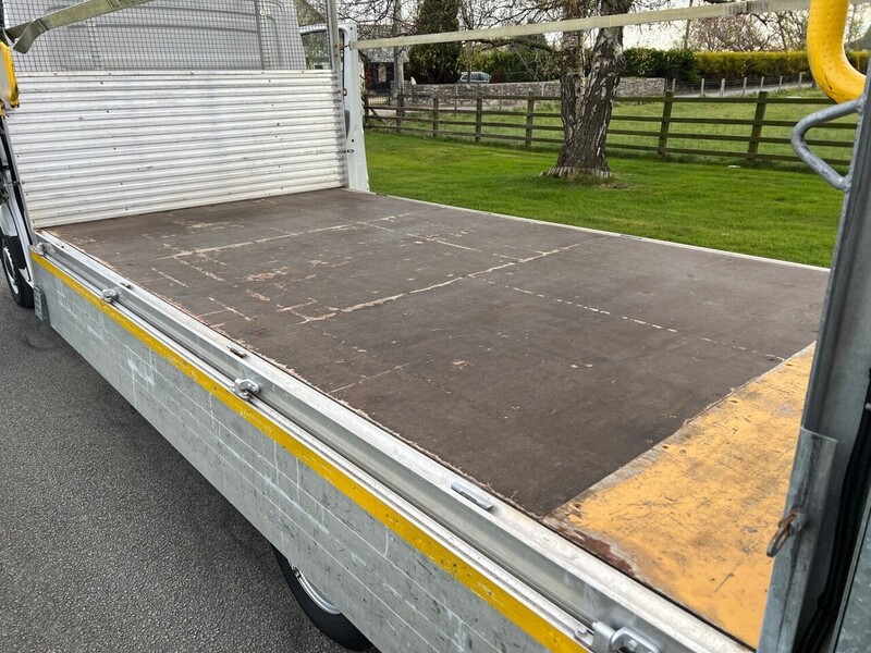 Volkswagen Crafter TDI CR35 Startline dropside - U58