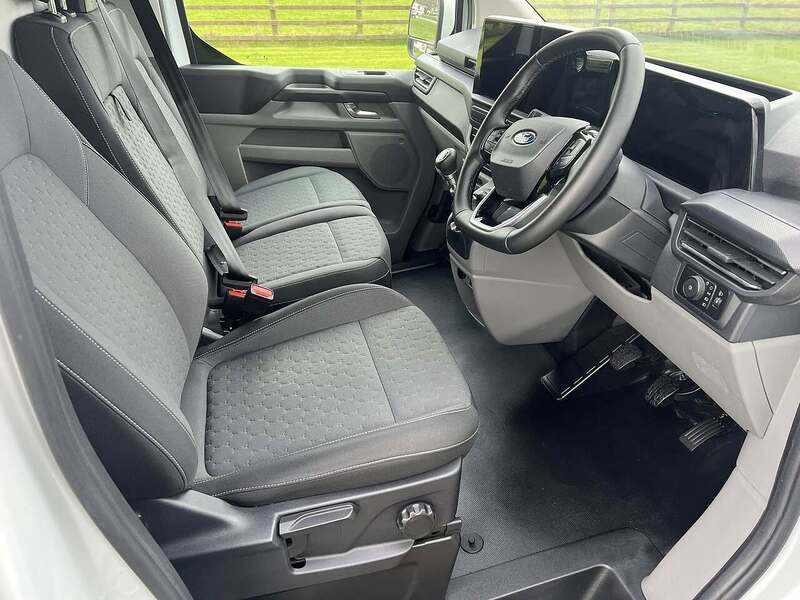 Ford Transit Custom 320 EcoBlue Limited - U61